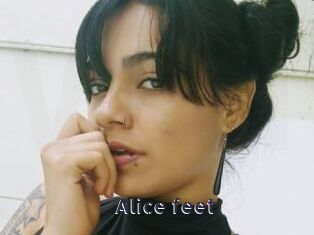 Alice_feet