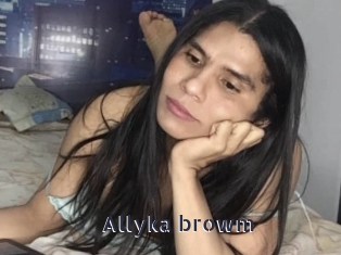 Allyka_browm