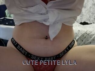 CUTE_PETITE_LYLA