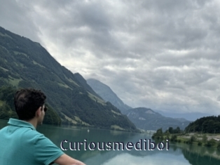 Curiousmediboi