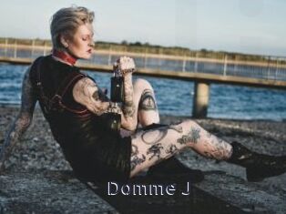 Domme_J