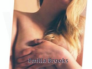 Emilla_Brooks