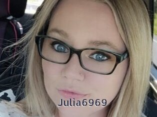 Julia6969