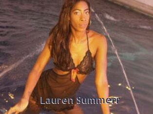 Lauren_Summerr