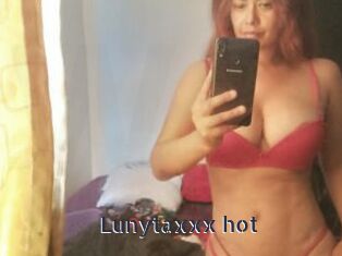 Lunytaxxx_hot