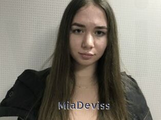 MiaDeviss