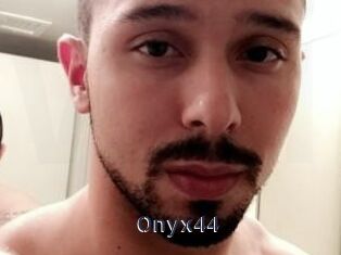 Onyx44