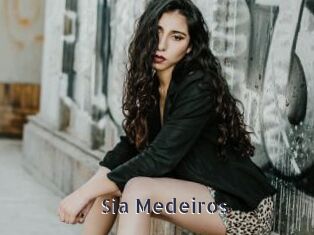 Sia_Medeiros