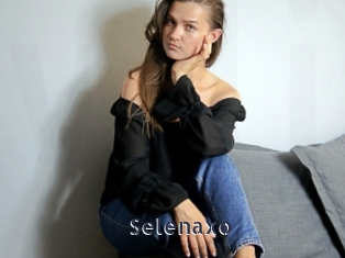 Selenaxo