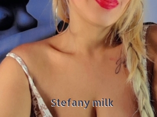 Stefany_milk