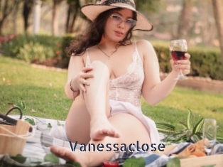 Vanessaclose