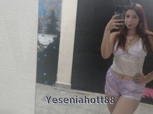 Yeseniahott88