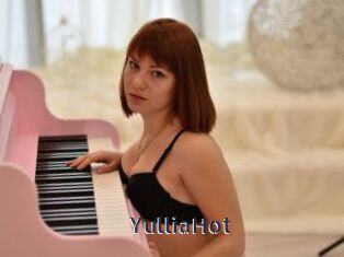 YulliaHot